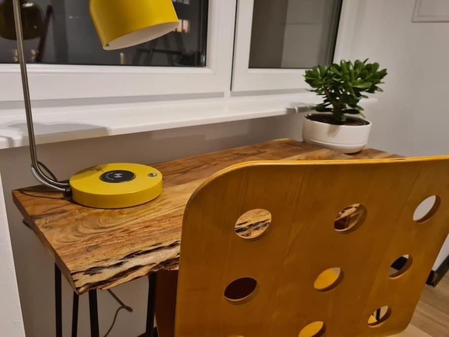 Uroczy Apartament Blisko Centrum - 10 Min Do Plazy غدينيا المظهر الخارجي الصورة